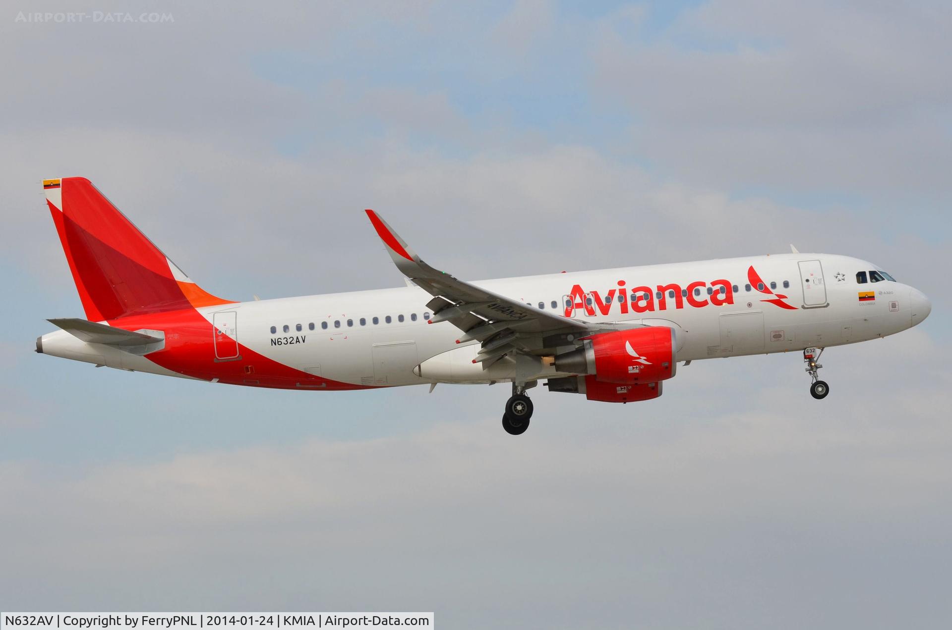 N632AV, 2013 Airbus A320-214 C/N 5632, Avianca in newest livery landing in MIA.