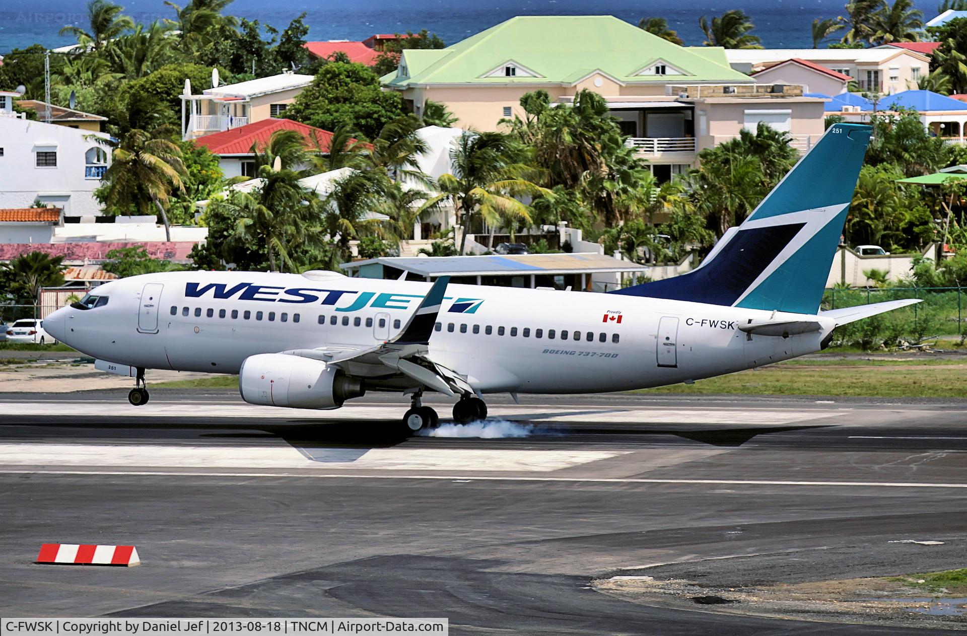 C-FWSK, 2008 Boeing 737-7CT C/N 36420, C-FWSK