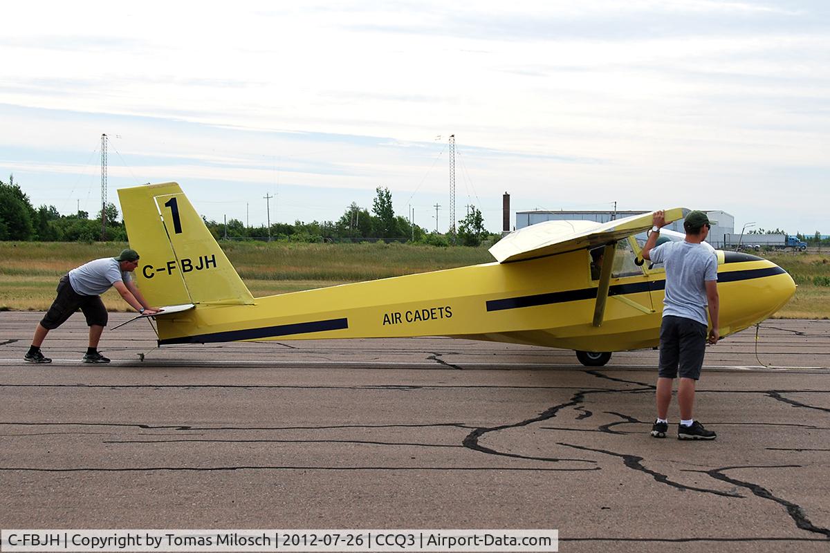C-FBJH, 1969 Schweizer SGS 2-33A C/N 163, Debert Airport, Nova Scotia, Canada