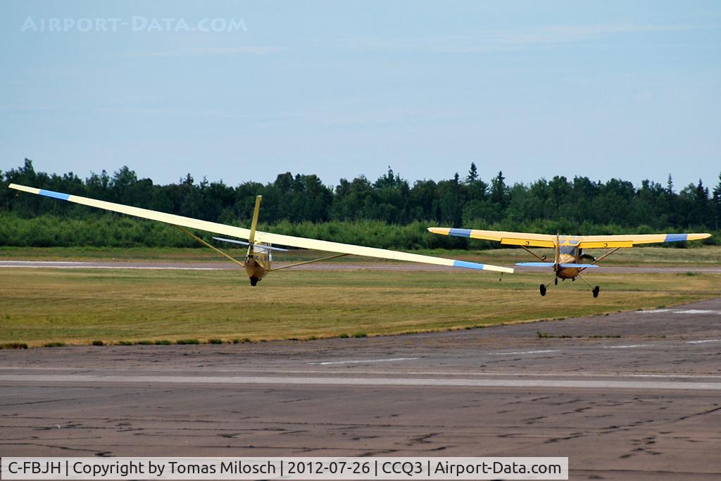 C-FBJH, 1969 Schweizer SGS 2-33A C/N 163, Drawn by C-GBBD at Debert Airport, Nova Scotia, Canada