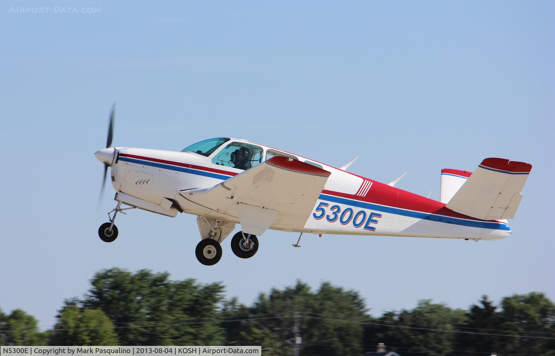 N5300E, 1958 Beech K35 Bonanza C/N D-5765, Beech K35