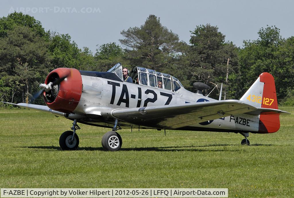 F-AZBE, North American AT-6C Harvard IIA C/N 88-12127, at lffq