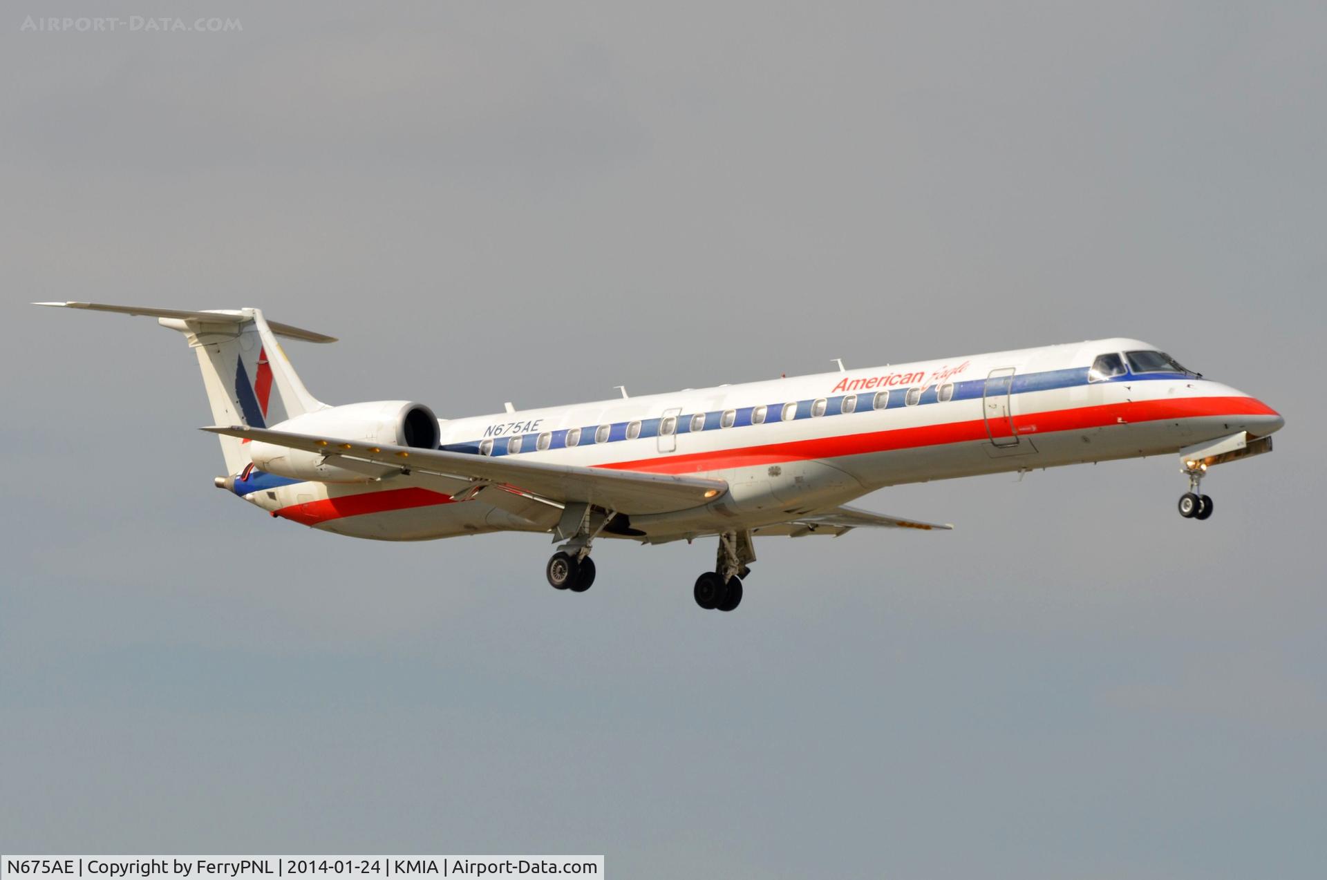 N675AE, 2004 Embraer ERJ-145LR (EMB-145LR) C/N 14500806, American Eagle ERJ145