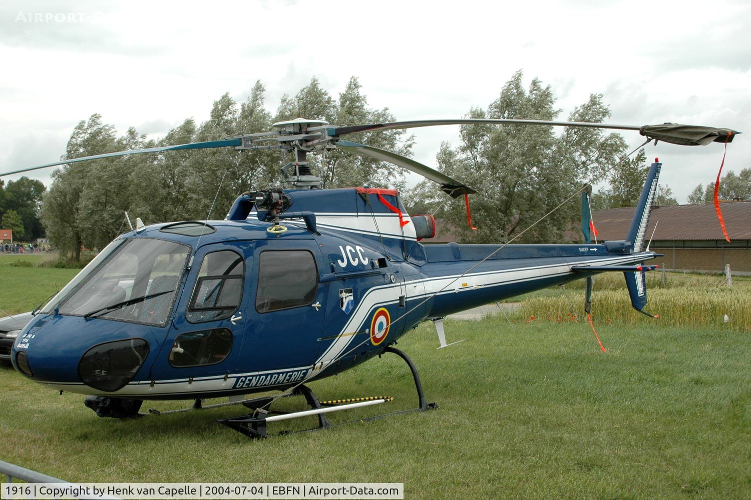 1916, Aérospatiale AS-350B Écureuil C/N 1916, Gerdarmerie AS350B Ecureuil helicopter at Koksijde Air Base, Belgium.