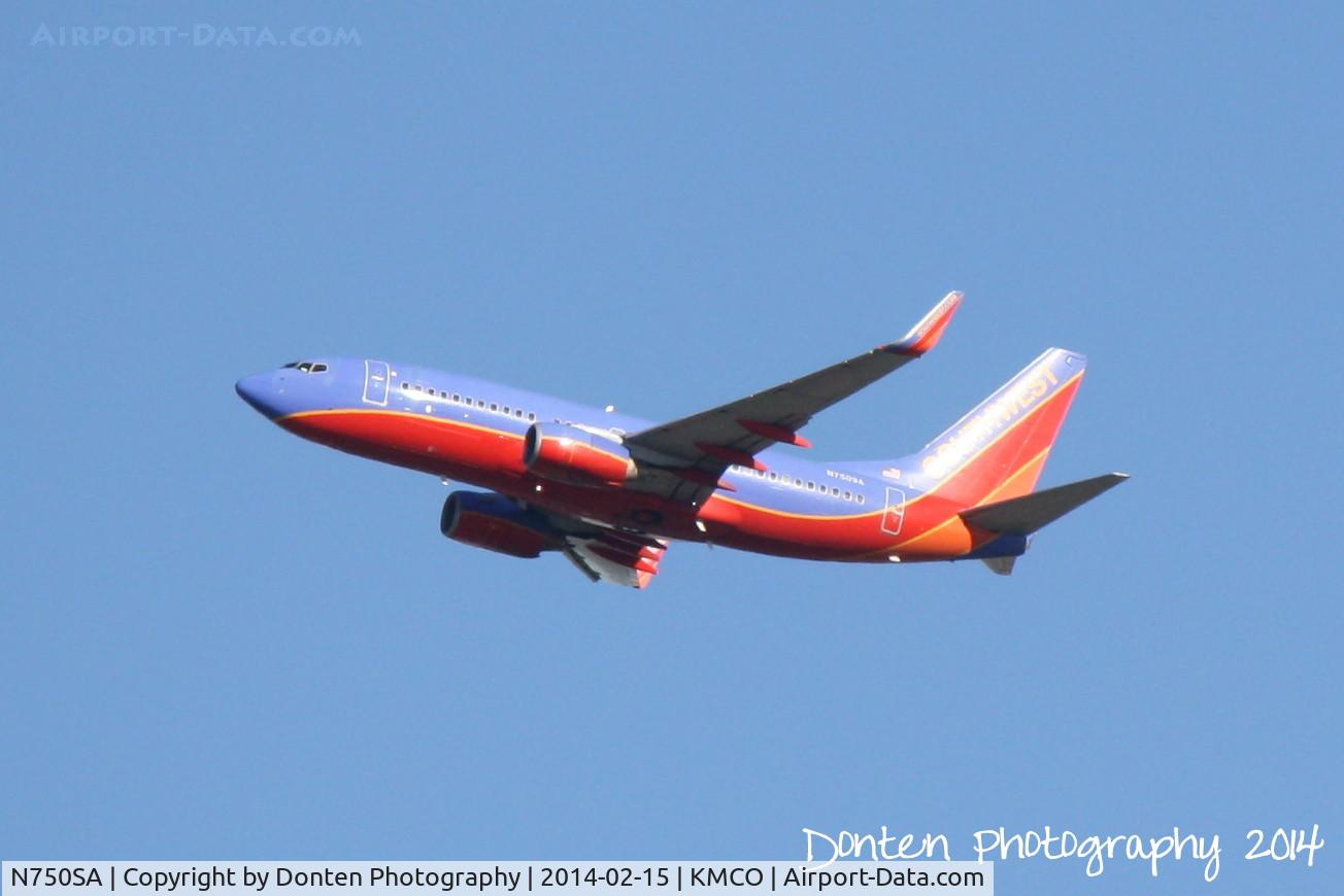 N750SA, 1999 Boeing 737-7H4 C/N 29802, Southwest Flight 3330 (N750SA) departs Orlando International Airport enroute to Nashville International Airport
