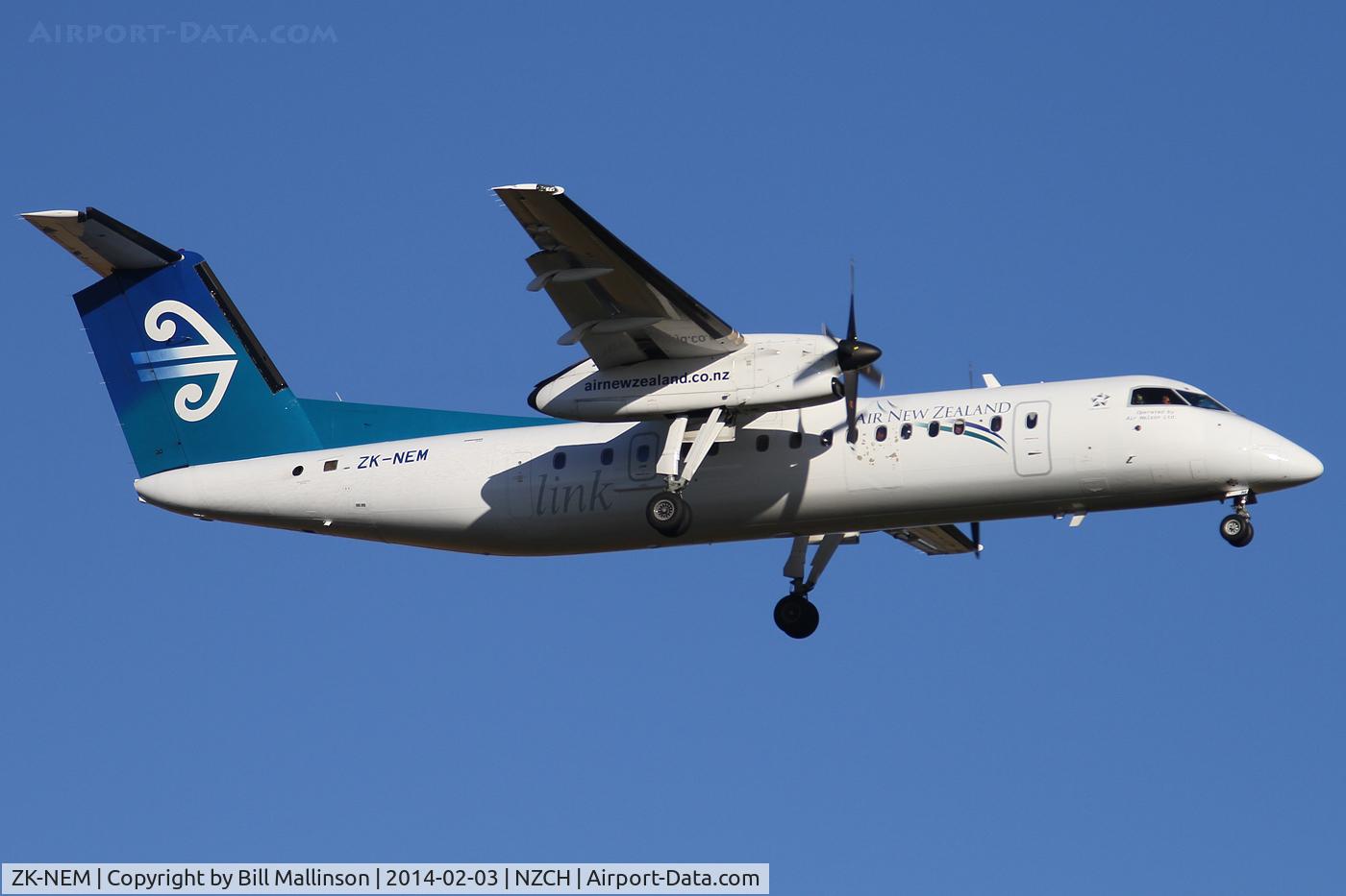 ZK-NEM, 2006 De Havilland Canada DHC-8-311 Dash 8 C/N 630, finals to 02