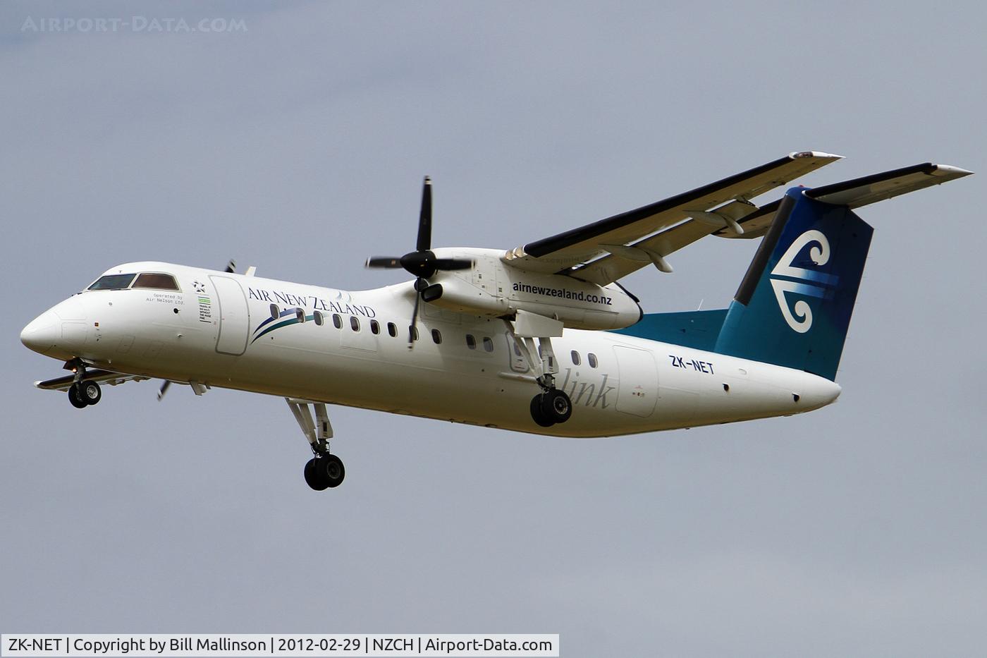 ZK-NET, 2007 De Havilland Canada DHC-8-311 Dash 8 C/N 642, finals to 20