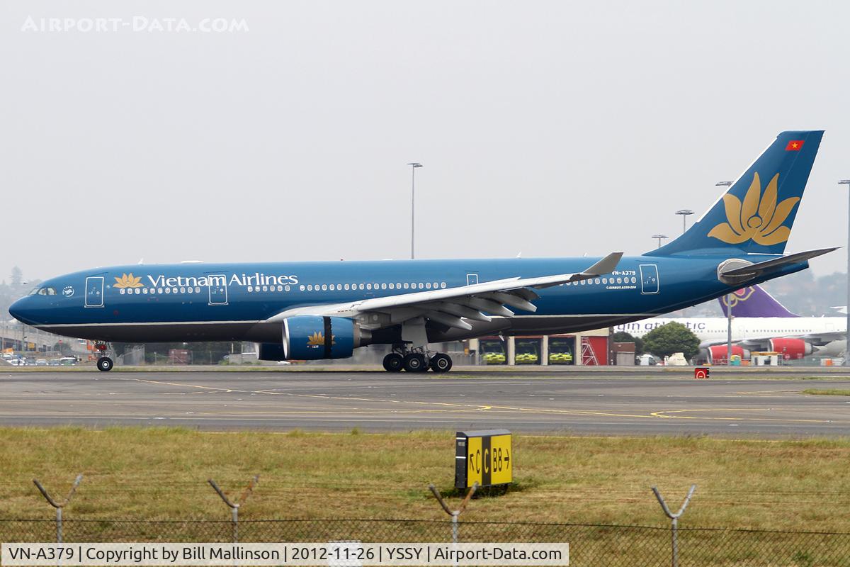 VN-A379, 2011 Airbus A330-223 C/N 1256, landed on 16R