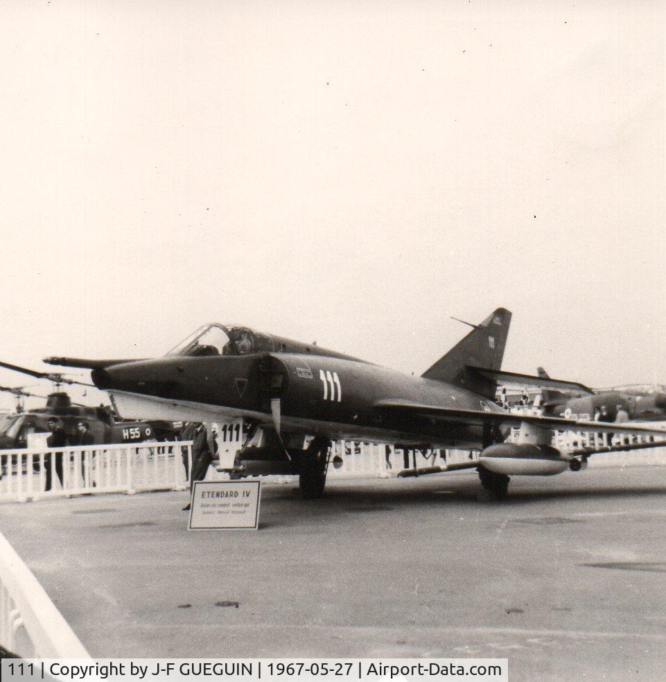 111, Dassault Etendard IV.P C/N 111, At Le Bourget Airshow 1967