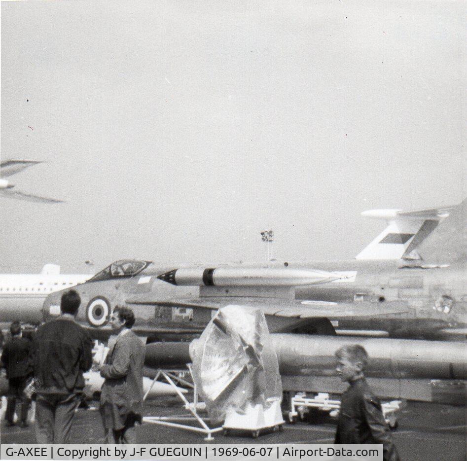 G-AXEE, English Electric Lightning F.53 C/N 95311, At Paris-Le Bourget Airshow 1969 with the Kuwait Air Force roundels and the KAF serial 53-418.