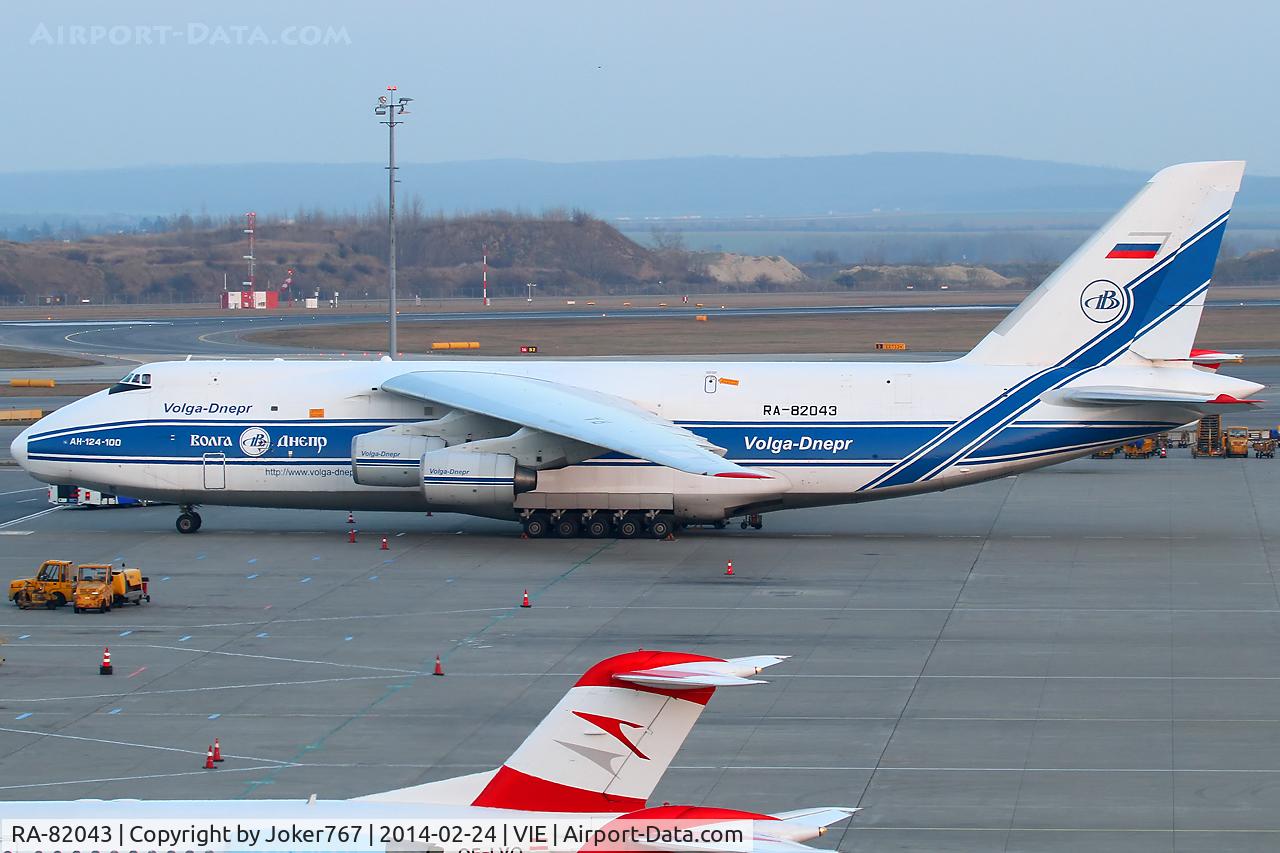 RA-82043, 1990 Antonov An-124-100 Ruslan C/N 9773054155101/0607, Volga Dnepr