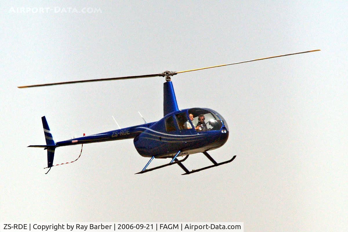 ZS-RDE, Robinson R44 Raven II C/N 11070, Robinson R-44 Raven II [11070] Johannesburg-Rand~ZS 21/09/2006