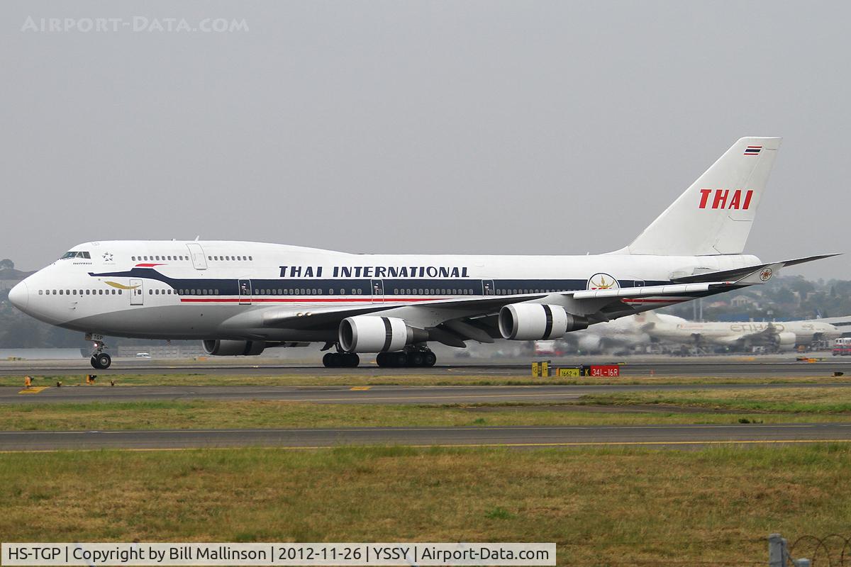 HS-TGP, 1994 Boeing 747-4D7 C/N 26610, retro c/s