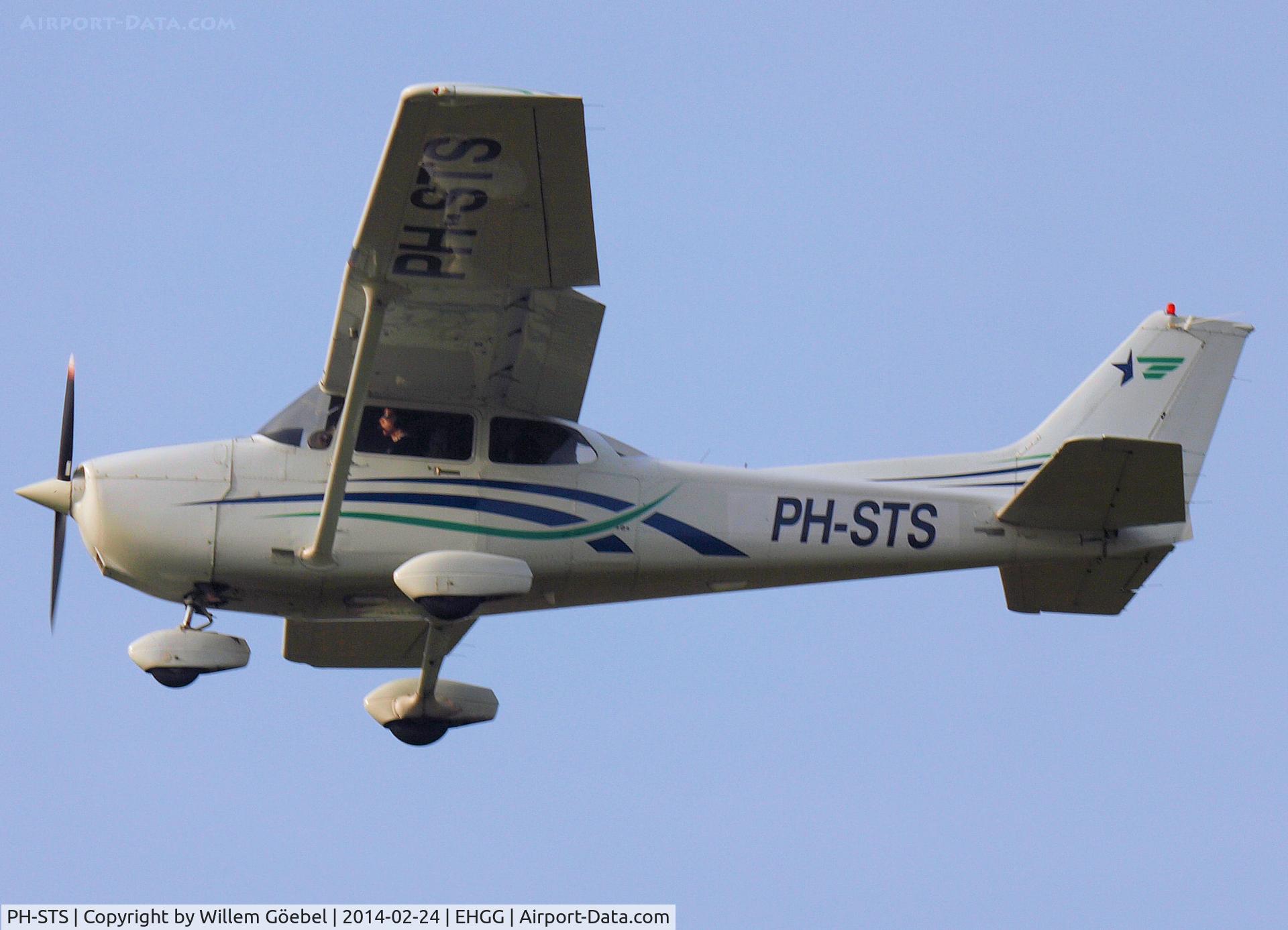 PH-STS, Cessna 172R Skyhawk C/N 17280332, Prepare for landing on Eelde Airport