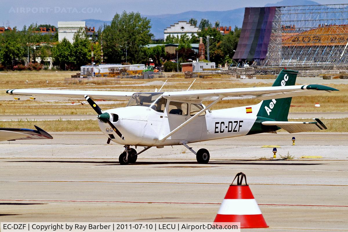 EC-DZF, Reims F172M Skyhawk C/N 1210, R/Cessna F.172M Skyhawk [1210] (Aerotec) Madrid-Cuatro Vientos~EC 10/07/2011