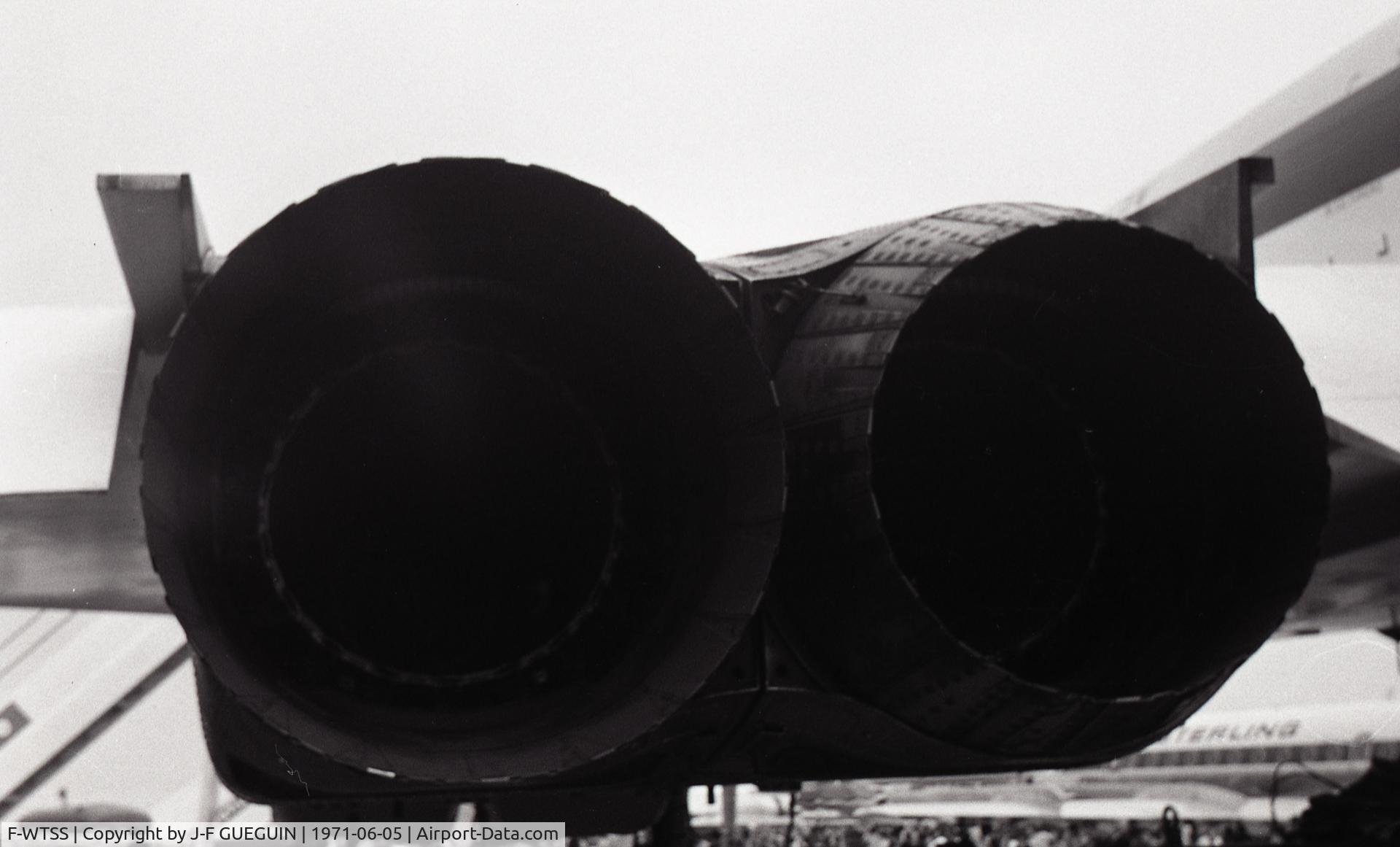 F-WTSS, 1968 Aerospatiale-BAC Concorde Prototype C/N 001, At Paris-Le Bourget Airshow 1971