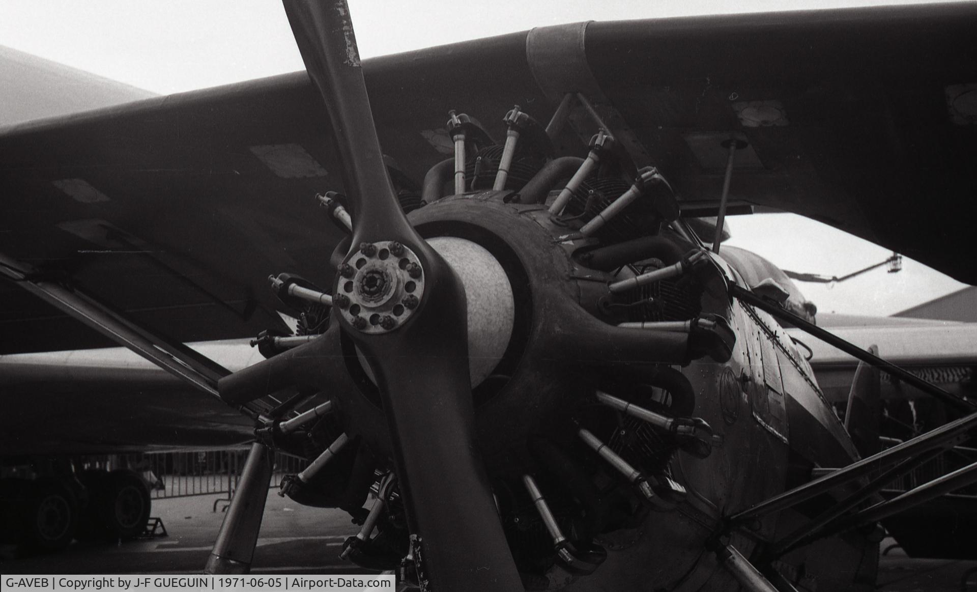 G-AVEB, 1949 Morane-Saulnier MS-230 C/N 1076, At Paris-Le Bourget Airshow 1971; the Salmson 9Ab engine