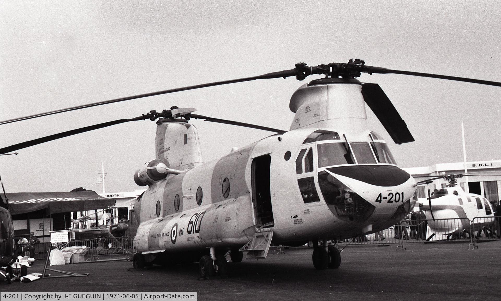 4-201, Boeing Vertol CH-47C Chinook C/N P001/B642/CD001, At Paris-Le Bourget Airshow 1971