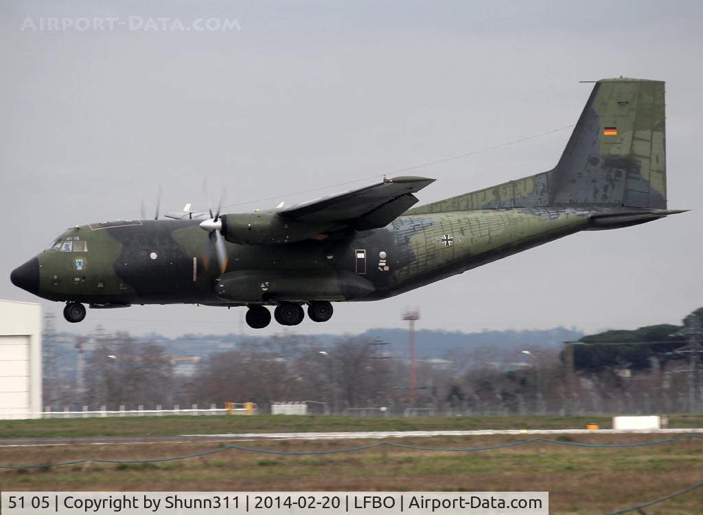 51 05, Transall C-160D C/N D142, Landing rwy 32R