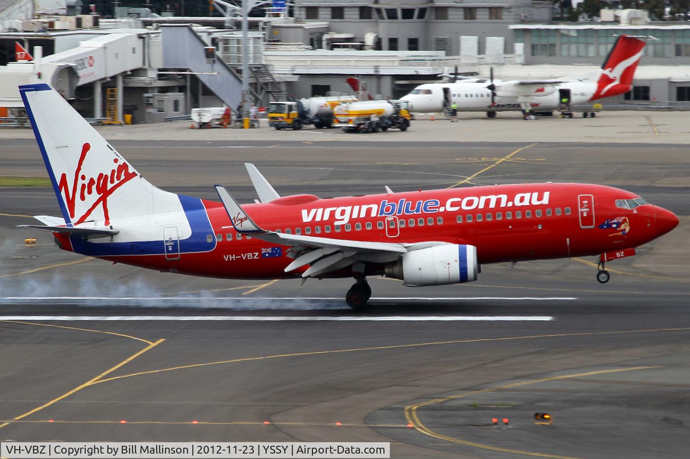 VH-VBZ, 2005 Boeing 737-7FE C/N 34322, smoking on 16R