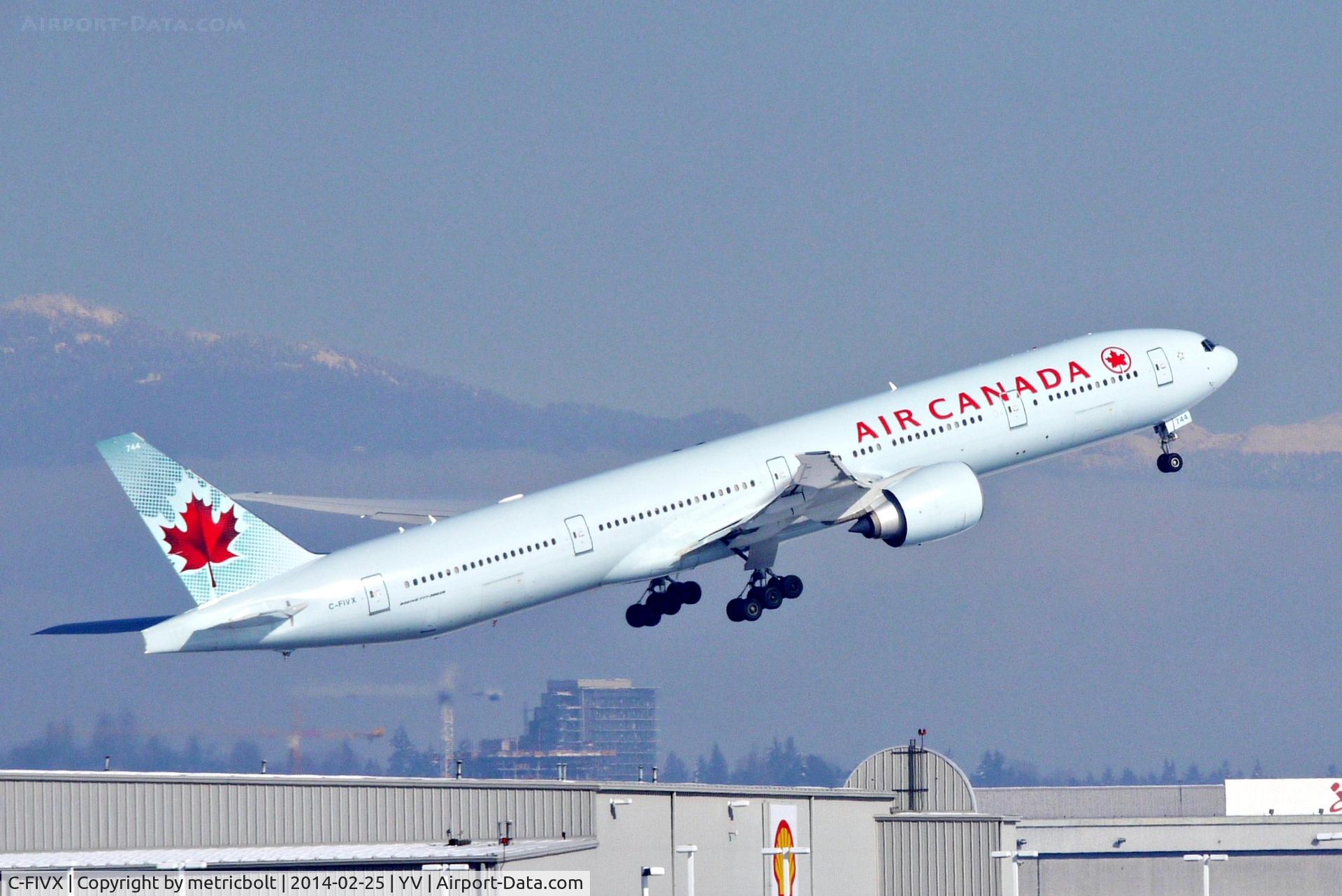 C-FIVX, 2013 Boeing 777-333/ER C/N 42219, YVR Departure