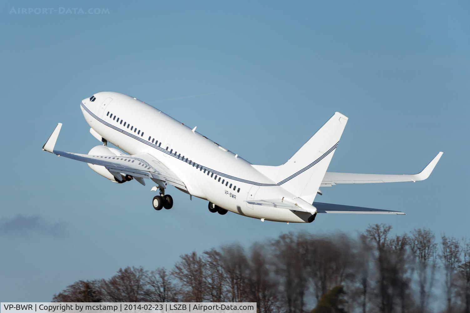 VP-BWR, 1999 Boeing 737-79T BBJ C/N 29317, TO RWY 32 at LSZB