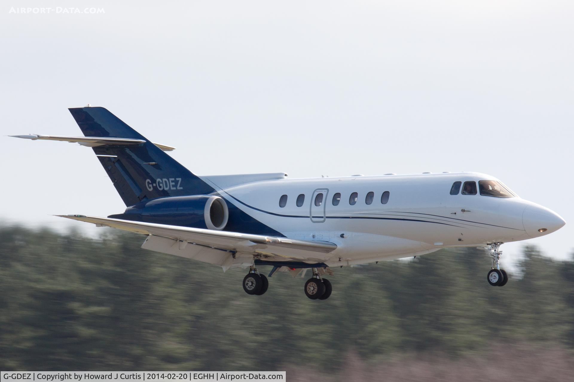 G-GDEZ, 1992 British Aerospace BAe.125-1000B C/N 259026, Touching down on runway 26.