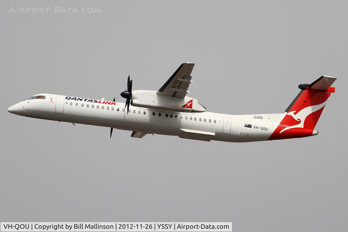 VH-QOU, 2009 De Havilland Canada DHC-8-402Q Dash 8 C/N 4275, AWAY FROM 16R