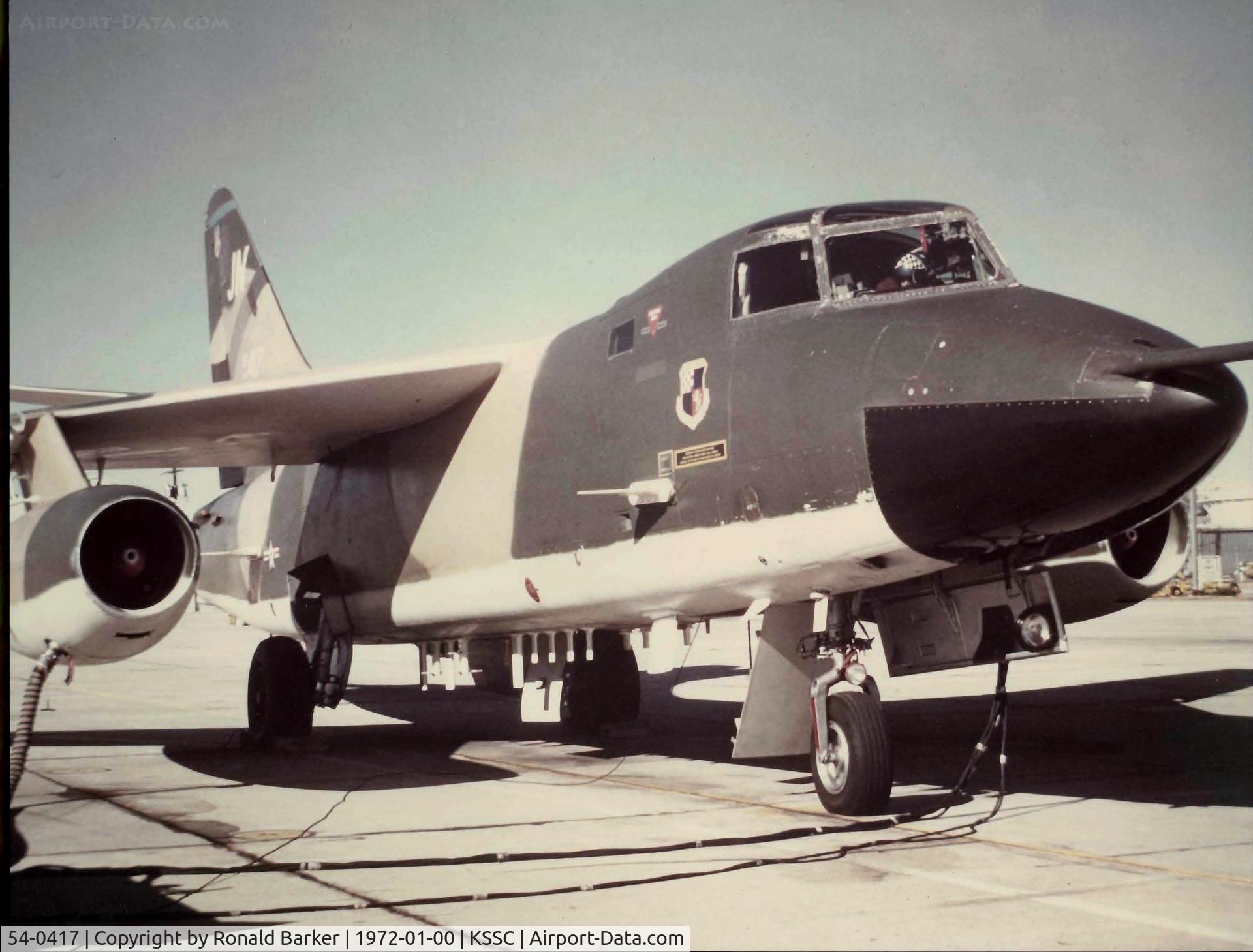 54-0417, 1954 Douglas EB-66E Destroyer C/N 44717, EB-66E Power and air hooked up, ready for engine start Shaw