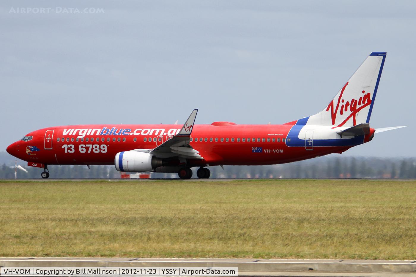 VH-VOM, 2003 Boeing 737-8FE C/N 33794, taxi to hold on 34R