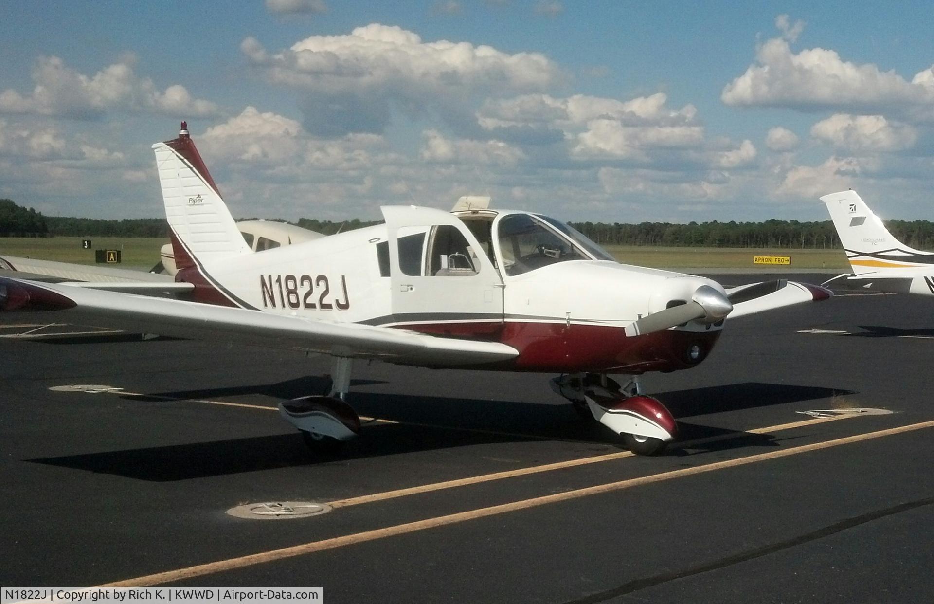 N1822J, 1968 Piper PA-28-140 C/N 28-24253, Aircraft completely stripped and repainted in 2011.