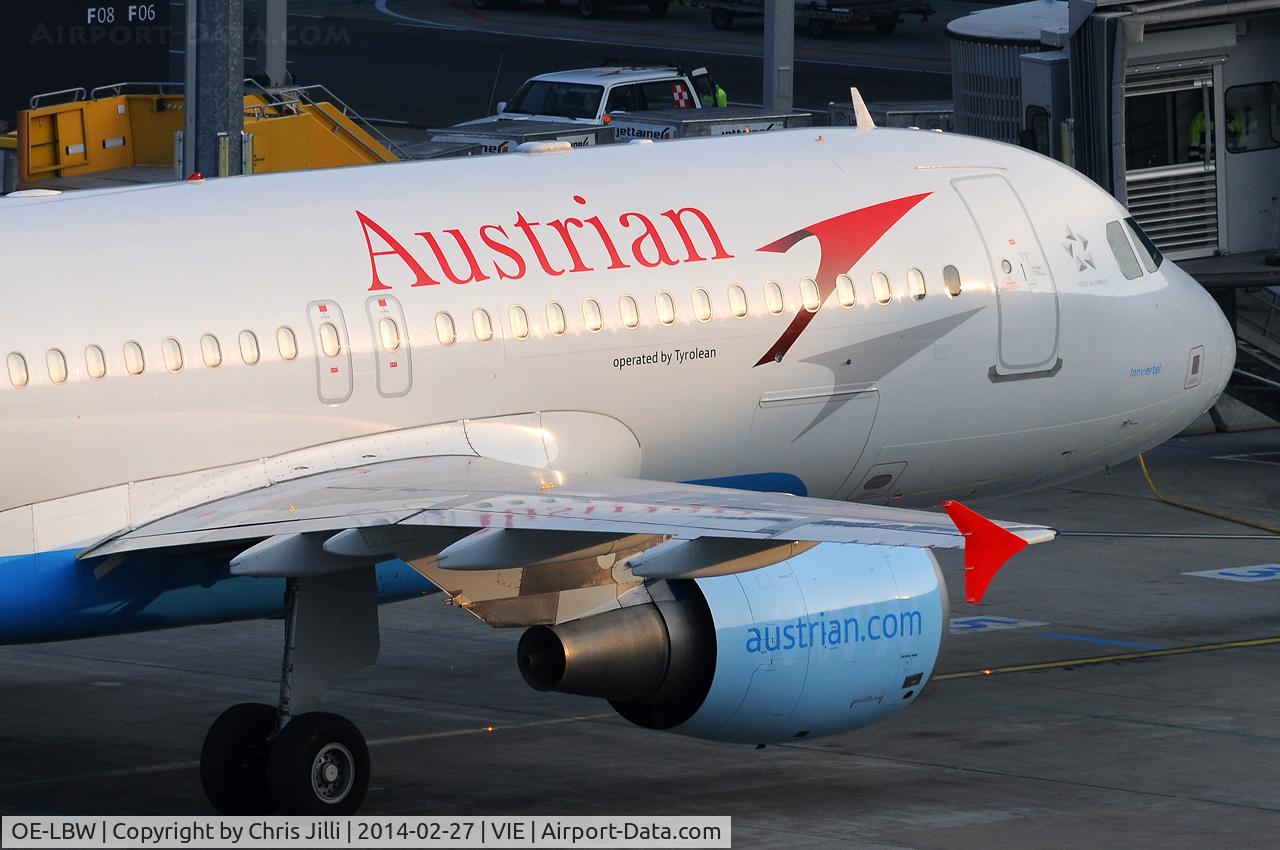 OE-LBW, 2001 Airbus A320-214 C/N 1678, Austrian Airlines