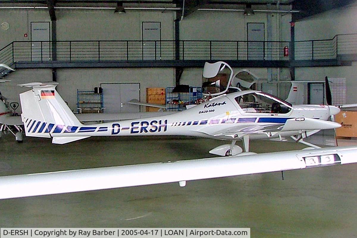 D-ERSH, 1994 Diamond DA-20A-1 Katana C/N 10004, Diamond DA.20-A1 Katana [10004] Wiener Neustadt-Ost~OE 17/04/2005