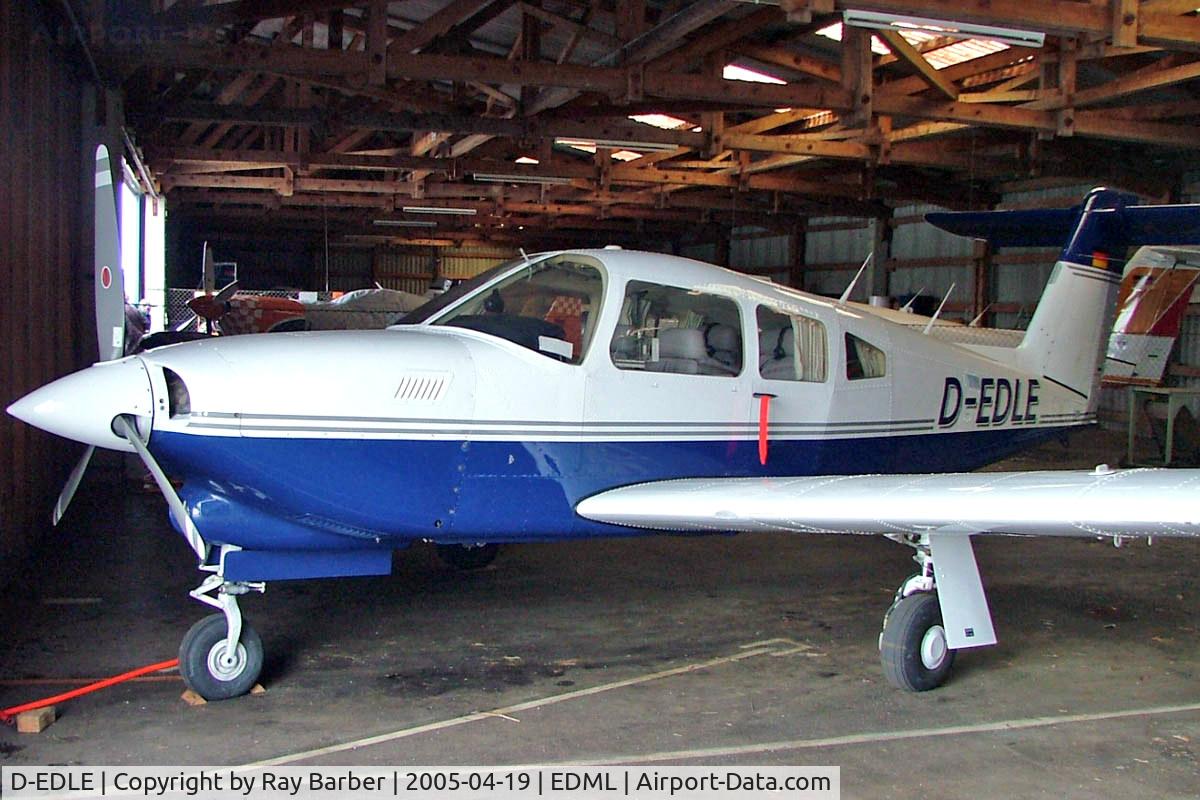 D-EDLE, Piper PA-28RT-201T Arrow IV C/N 28R-8131027, Piper PA-28RT-201T Turbo Arrow IV [28R-8131027] Landshut~D 19/04/2005