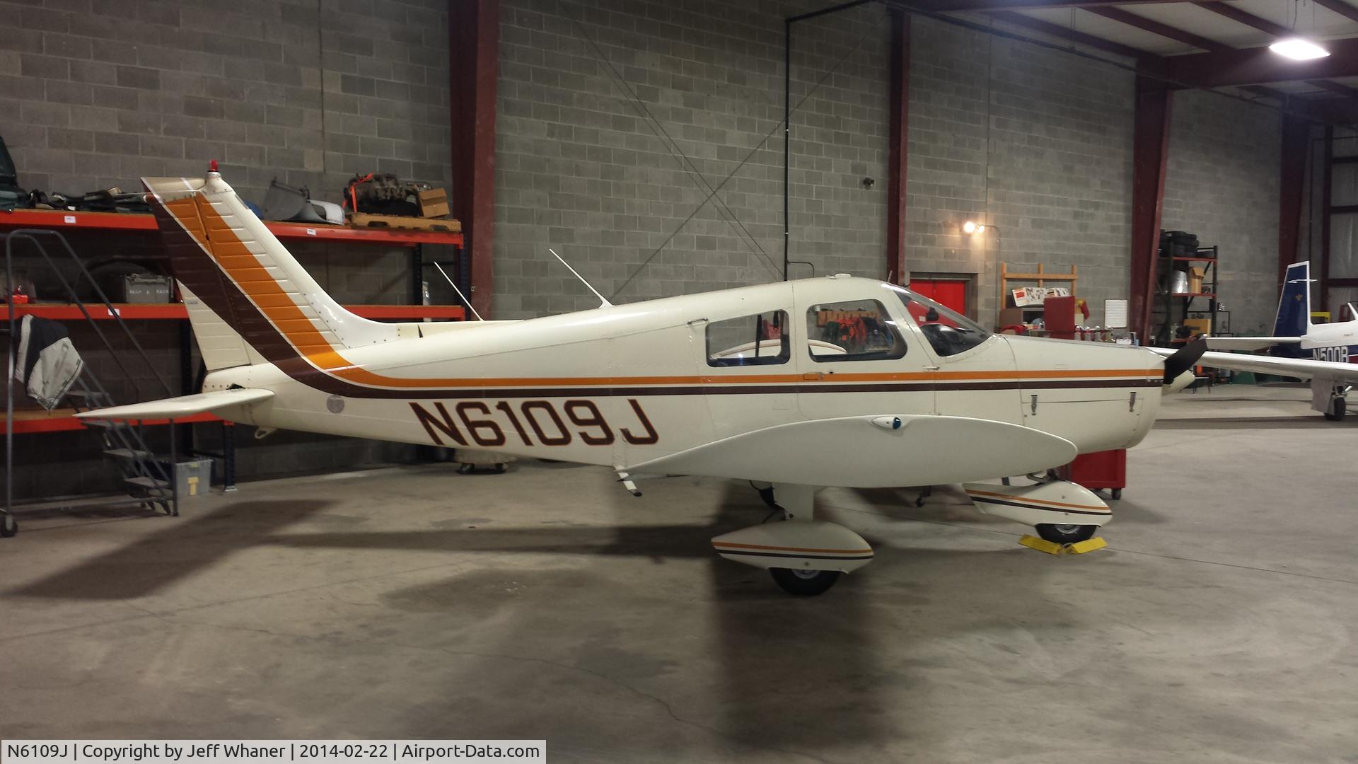 N6109J, 1976 Piper PA-28-140 C/N 28-7625219, Seeing our first aircraft for the first time......