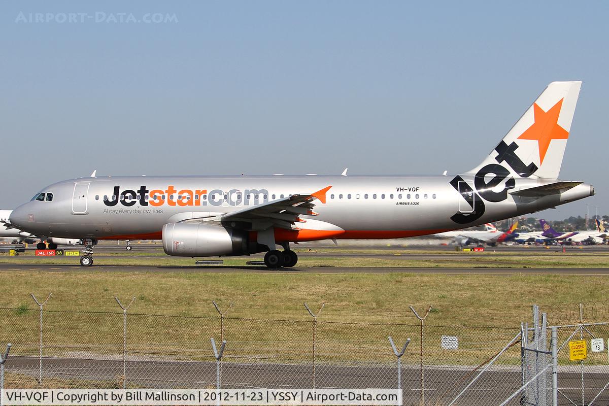 VH-VQF, 2008 Airbus A320-232 C/N 3474, taxiing for 34R