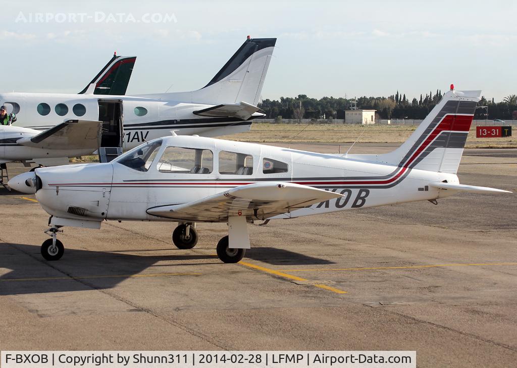 F-BXOB, Piper PA-28R-200 Cherokee Arrow C/N 28R7435198, Parked at the Airclub...