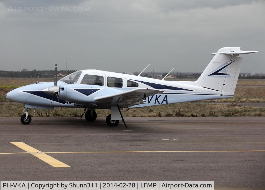 PH-VKA, Piper PA-44-180 Seminole C/N 44-8095027, Parked at the Airclub...