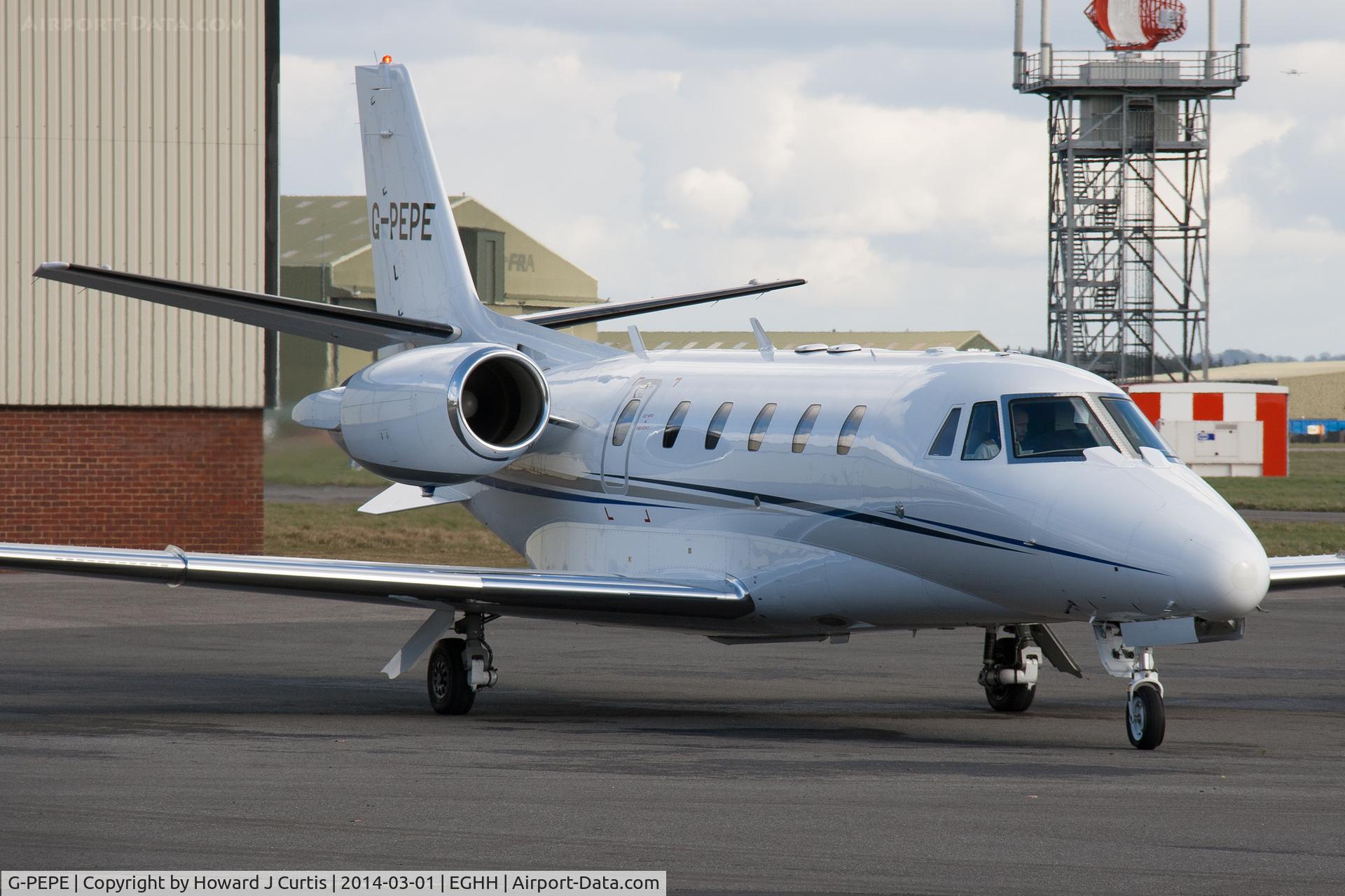 G-PEPE, 2000 Cessna 560 Citation Excel C/N 560-5265, Getting ready to depart.