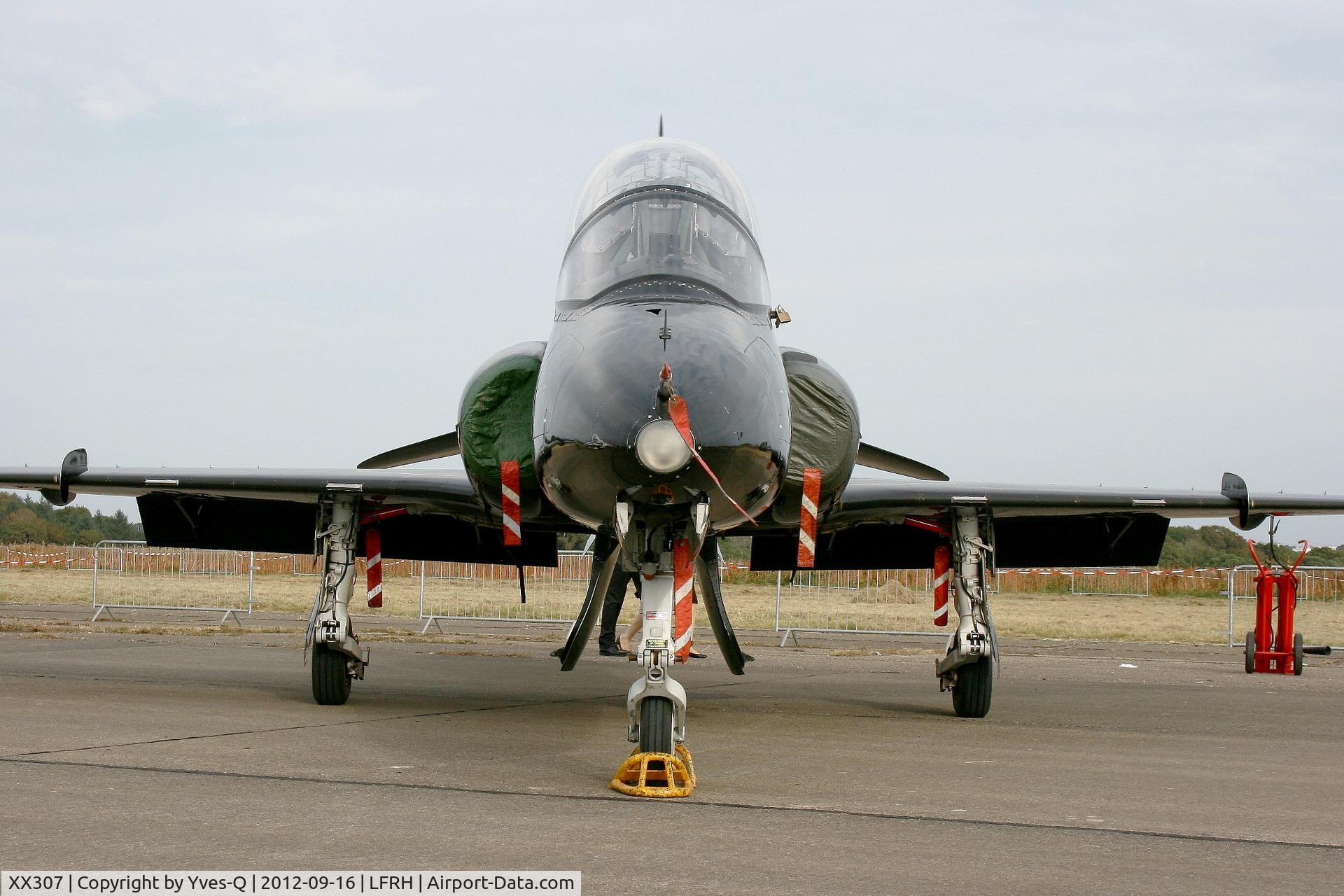XX307, 1980 Hawker Siddeley Hawk T.1A C/N 141/312132, Royal Air Force British Aerospace Hawk T.1-1A, Static display, Lann Bihoué Naval Air Base (LFRH - LRT) open day 2012