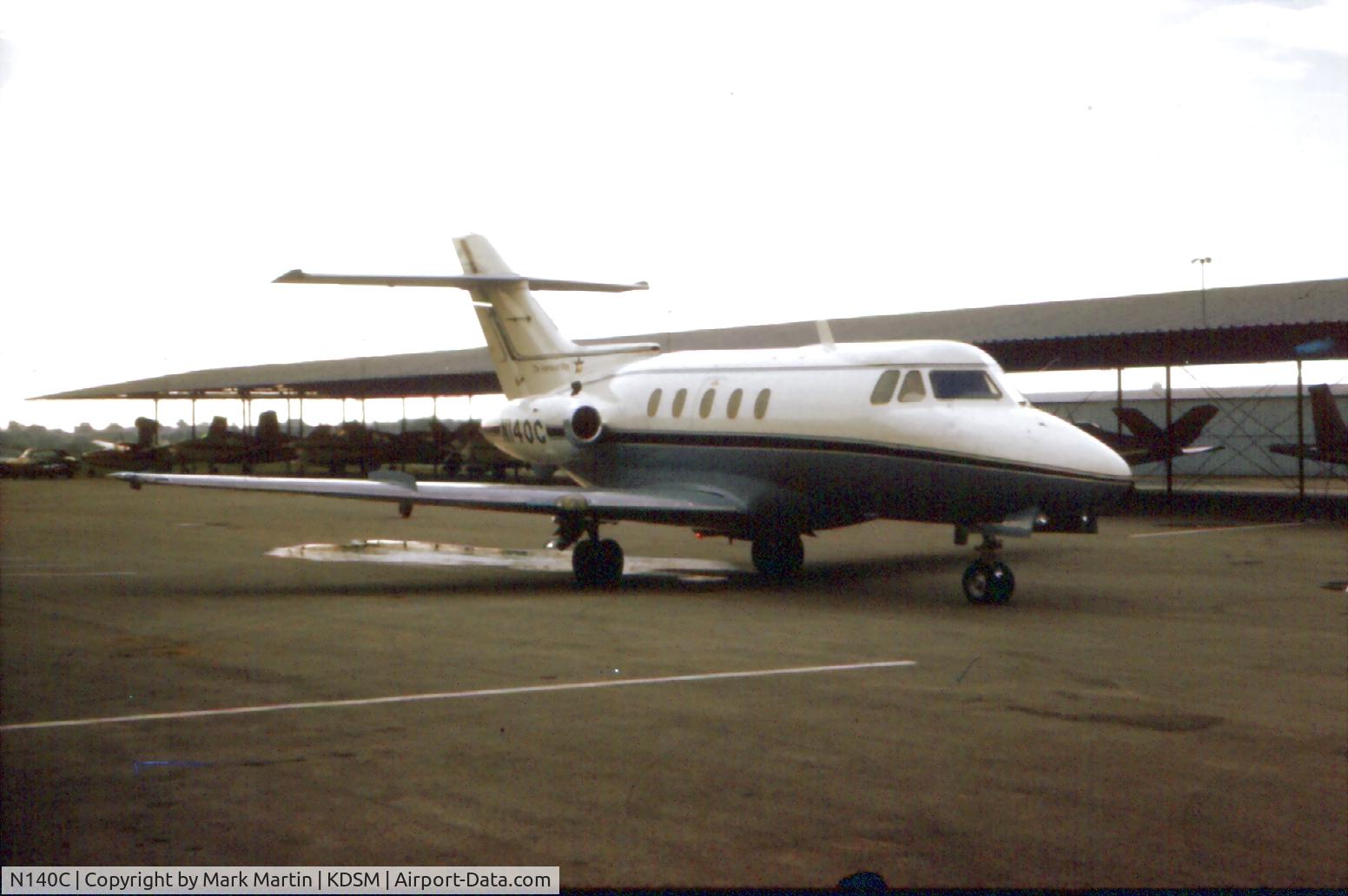 N140C, Cessna 140 C/N 12501, Coming out of Elliott Flying Service starting a trip.
Ray Grimes, Dick Stone flying.