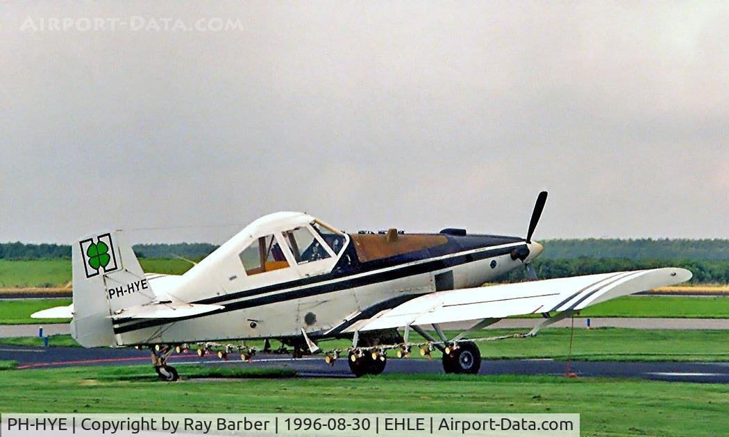PH-HYE, Ayres S2R-T34 Thrush C/N T34-042DC, Ayres S2R-T34 Thrush Commander [T34-042DC] Lelystad~PH 30/08/1996