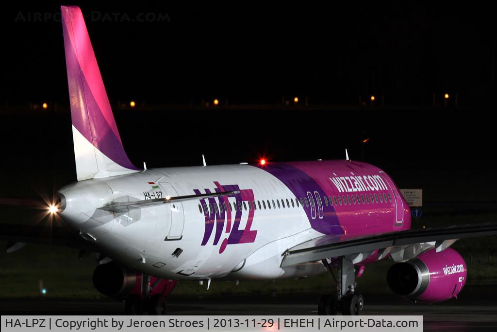 HA-LPZ, 2009 Airbus A320-232 C/N 4174, ready for departure