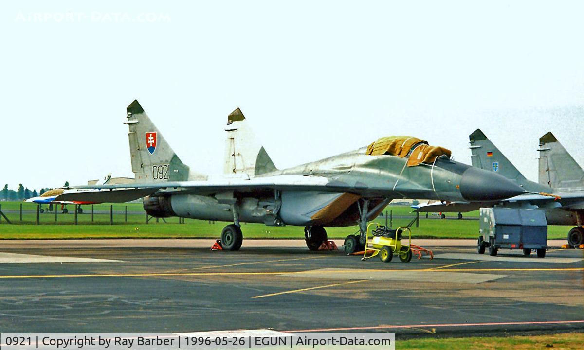 0921, Mikoyan-Gurevich MiG-29AS C/N 2960535409, Mikoyan-Gurevich MiG-29AS Fulcrum [2960535409] (Slovak Air Force) RAF Mildenhall~G 26/05/1996
