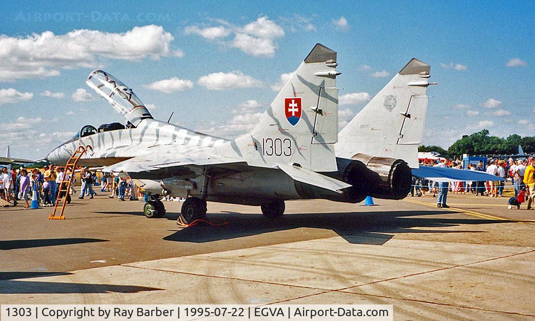 1303, Mikoyan-Gurevich MiG-29UB C/N N50903028113, Mikoyan-Gurevich MiG-29UBS Fulcrum [N50903028113] (Slovak Air Force) RAF Fairford~G 22/07/1995