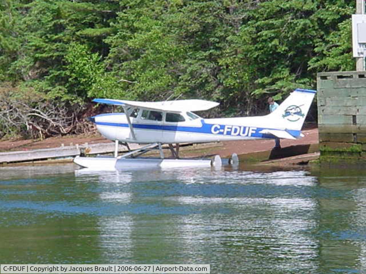C-FDUF, 1972 Cessna 172L C/N 17259993, Murray Bay, Prince Edward Island, Canada. 27 June 2006