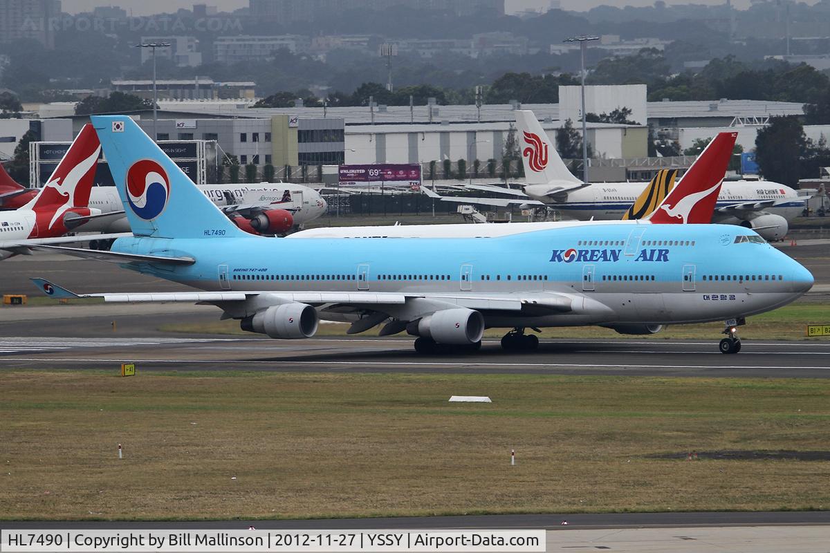 HL7490, 1994 Boeing 747-4B5 C/N 27177, rolling on 16R.... back to ICN