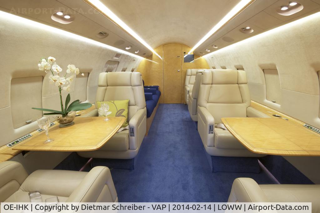 OE-IHK, 1999 Bombardier Challenger 604 (CL-600-2B16) C/N 5422, CL600