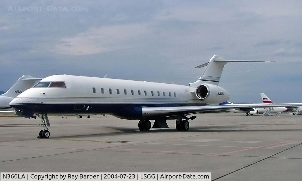 N360LA, 2000 Bombardier BD-700-1A10 Global Express C/N 9087, Bombardier BD-700-1A10 Global Express [9087] Geneva~HB 23/07/2004