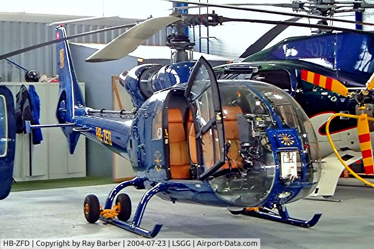 HB-ZFD, 1973 Aerospatiale SA-342J Gazelle C/N 1058, Aerospatiale SA.342J Gazelle [1058] Geneva~HB 23/07/2004